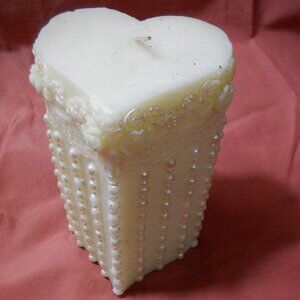 Remarkable ~~~Heart Shaped ...Special Valentine CANDLE ~~~